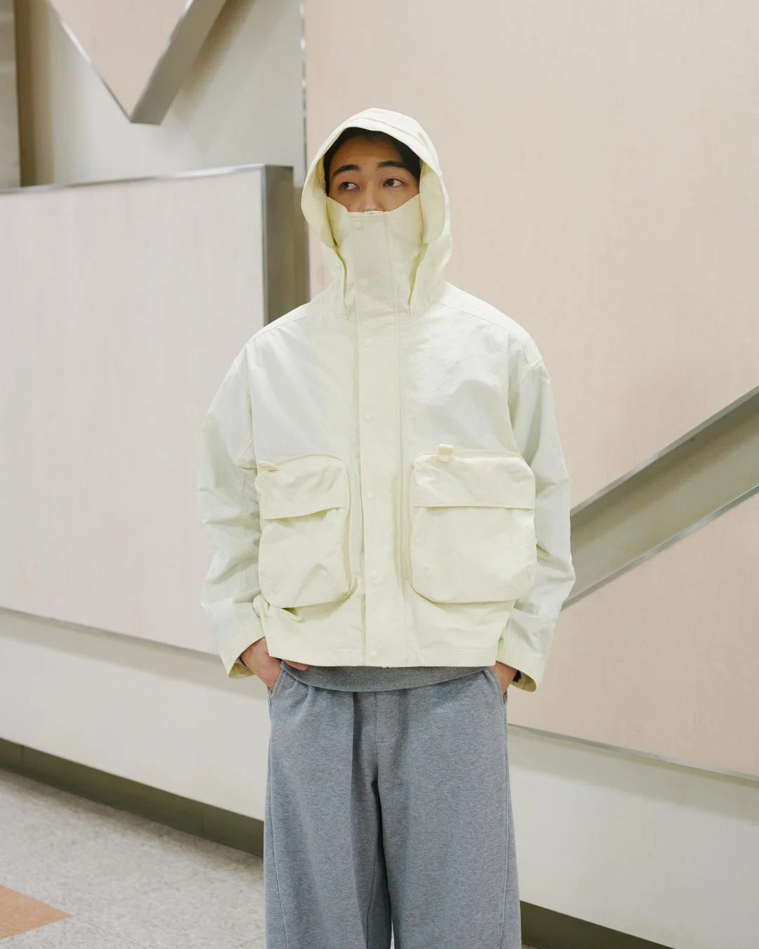 顔まわりジッパーの詳細画像