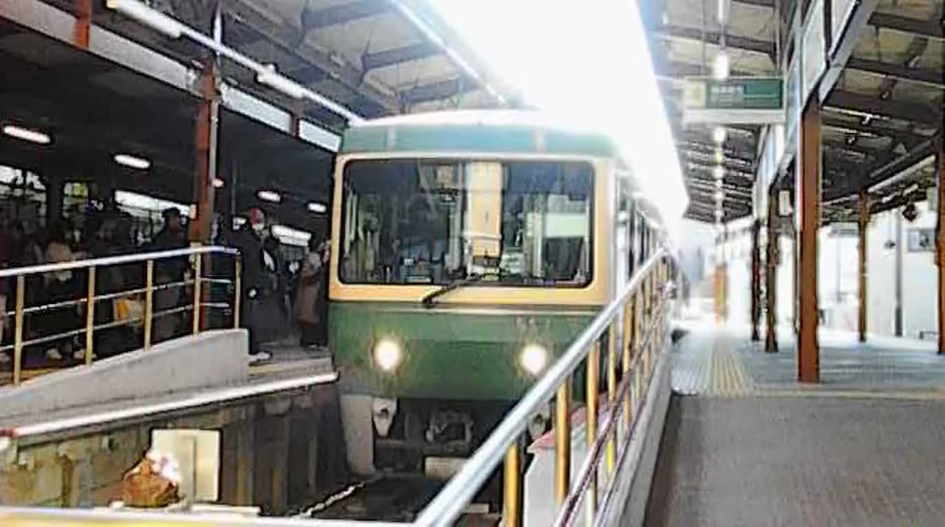 電車が写った写真例