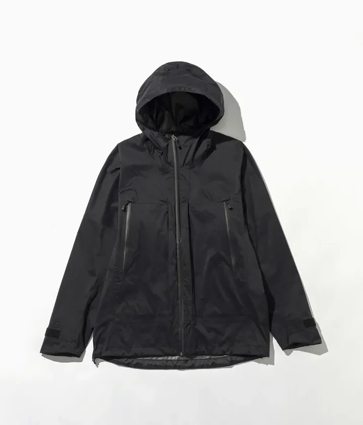 黒いジャケット。