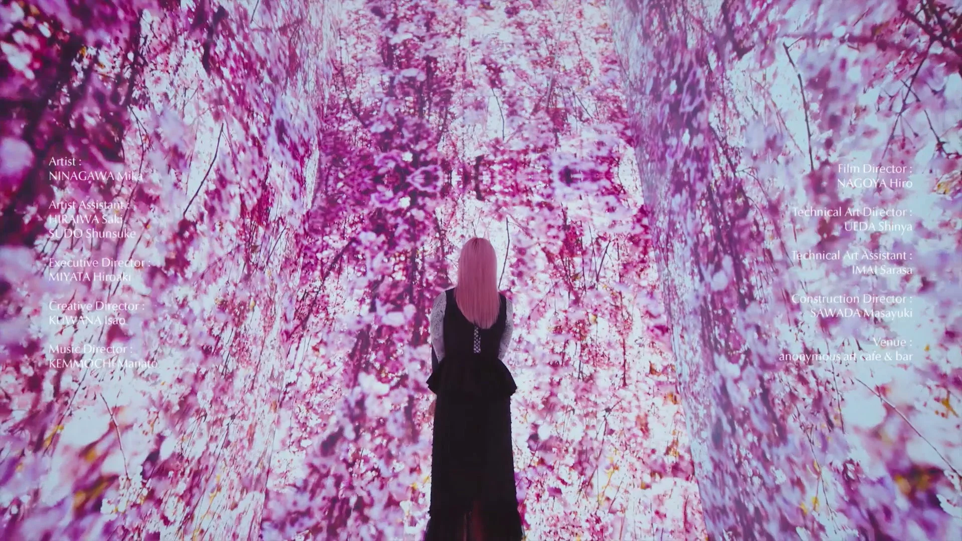 桜とピンク髪の女性、クレジット